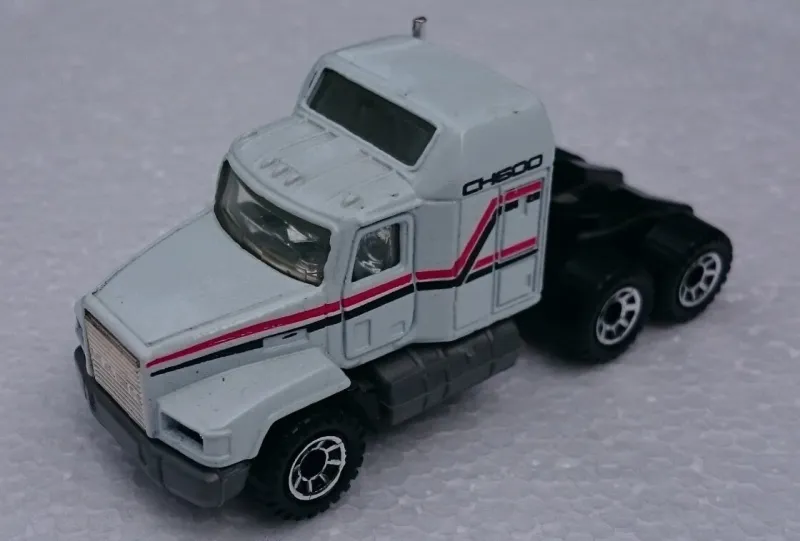 Matchbox Mack Ch-600 tahač Convoy top stav-PRODÁM